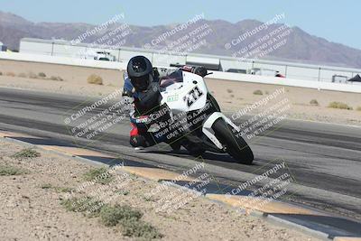 media/Oct-30-2025-Racers Edge (Thu) [[dabbdaf680]]/2-A Group/Session 3 (Turn 15 Inside)/